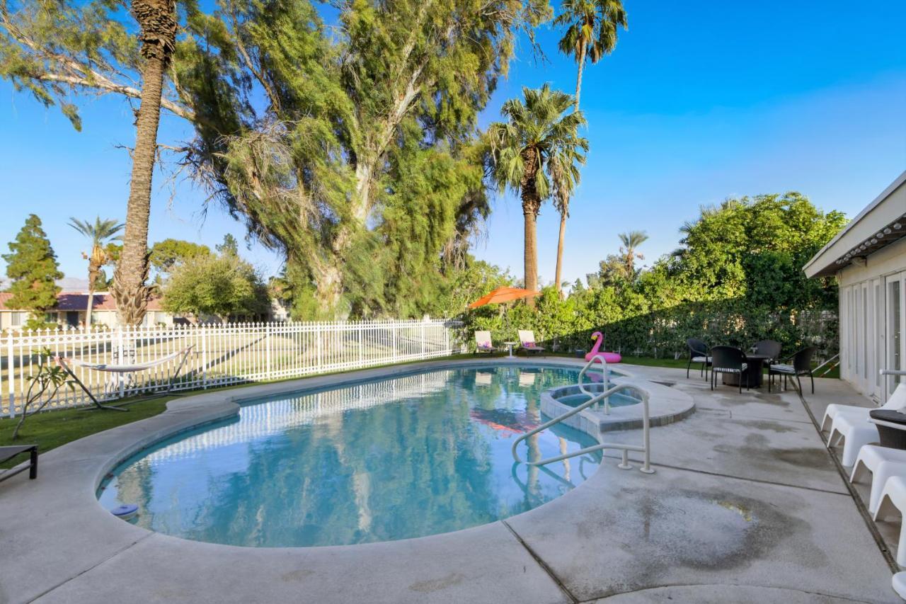 Desert Pool House: Sun, Swim, Sip & Stay Индио Экстерьер фото